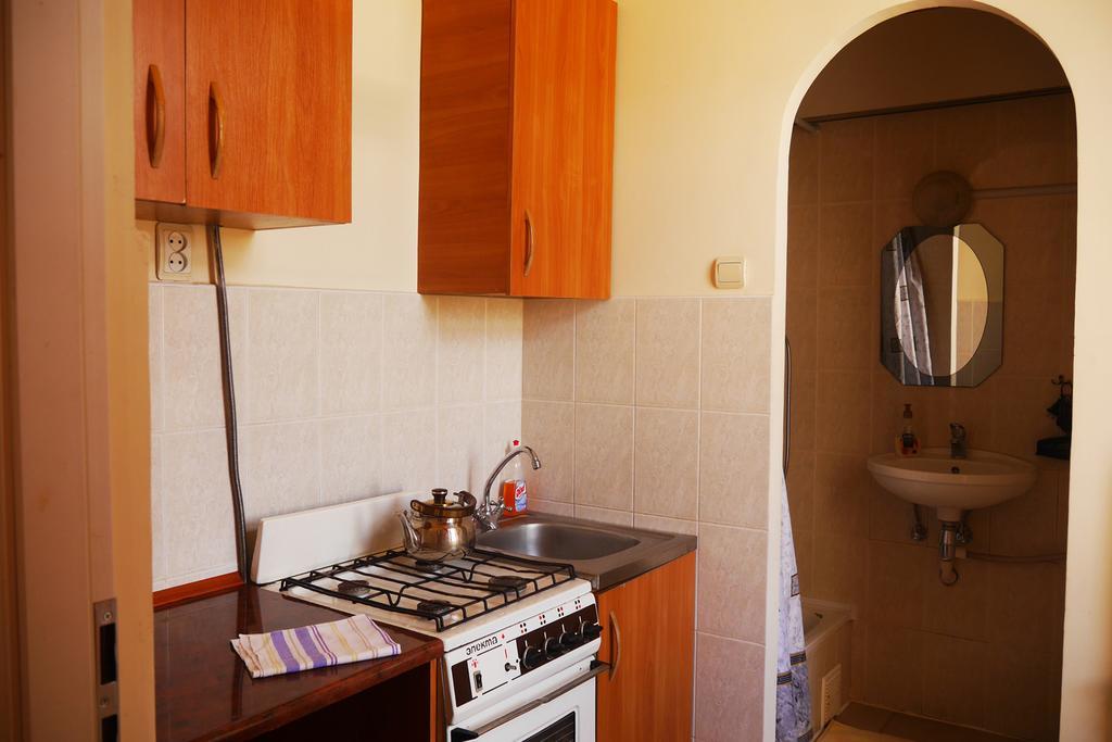 Apartment On Svobody Avenue Lviv Exterior photo